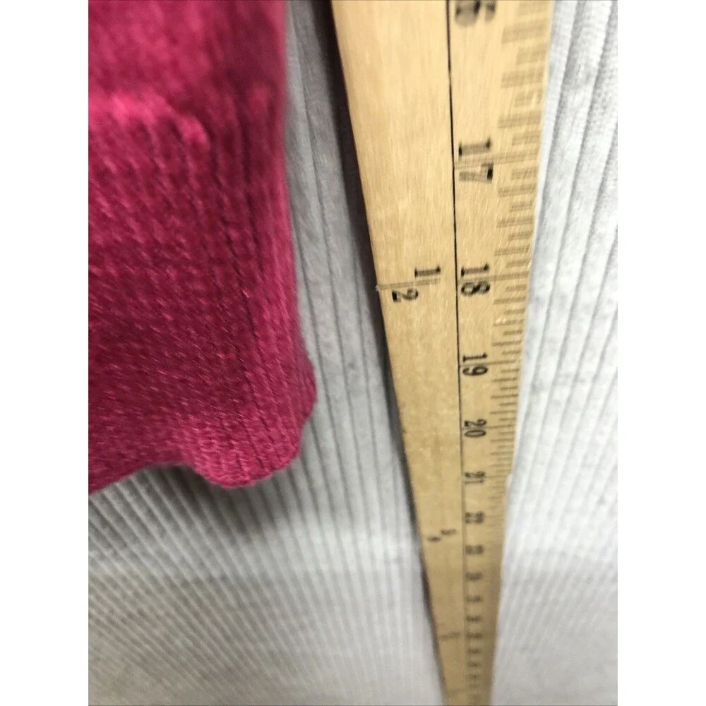 Joyfunear Cableknit Sweater Size M Pink V Neck Collar Barbiecore Feminine
